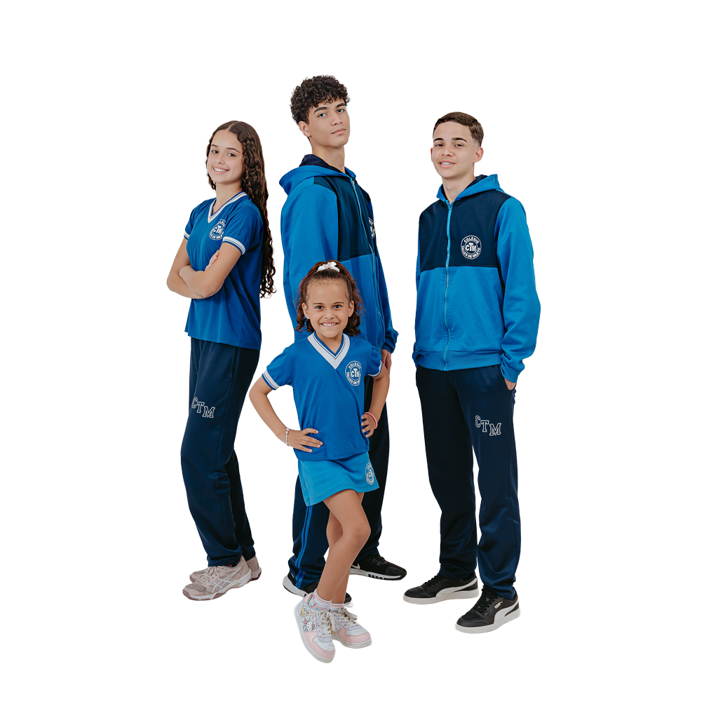 Grupo de alunos do colégio Talles de Mileto
